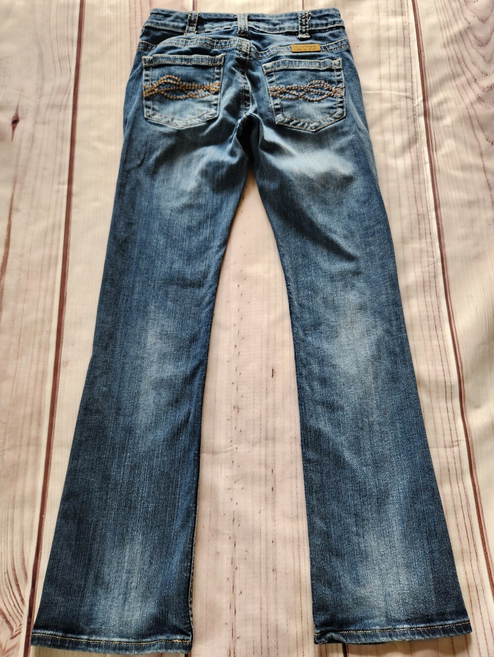 **SOLD** Cowgirl Tuff "Don't Fence Me In" Bootcut Blue Jean | Women's Size 27 - Picture 10 of 16